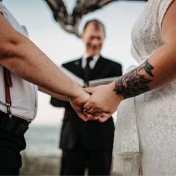 Two birds New York lace wedding romper - Picture 5 of 5